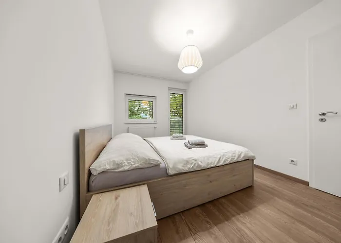 Air Conditioned 2 Apartment, Old City, New Building - Stein Bratislava